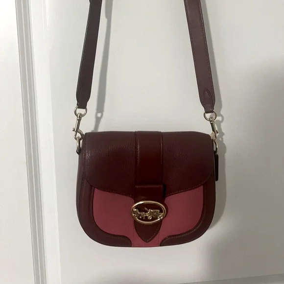 Coach Georgie Saddle Gold/Cherry Multi Colorblock Flap Crossbody - Picture 2 of 7